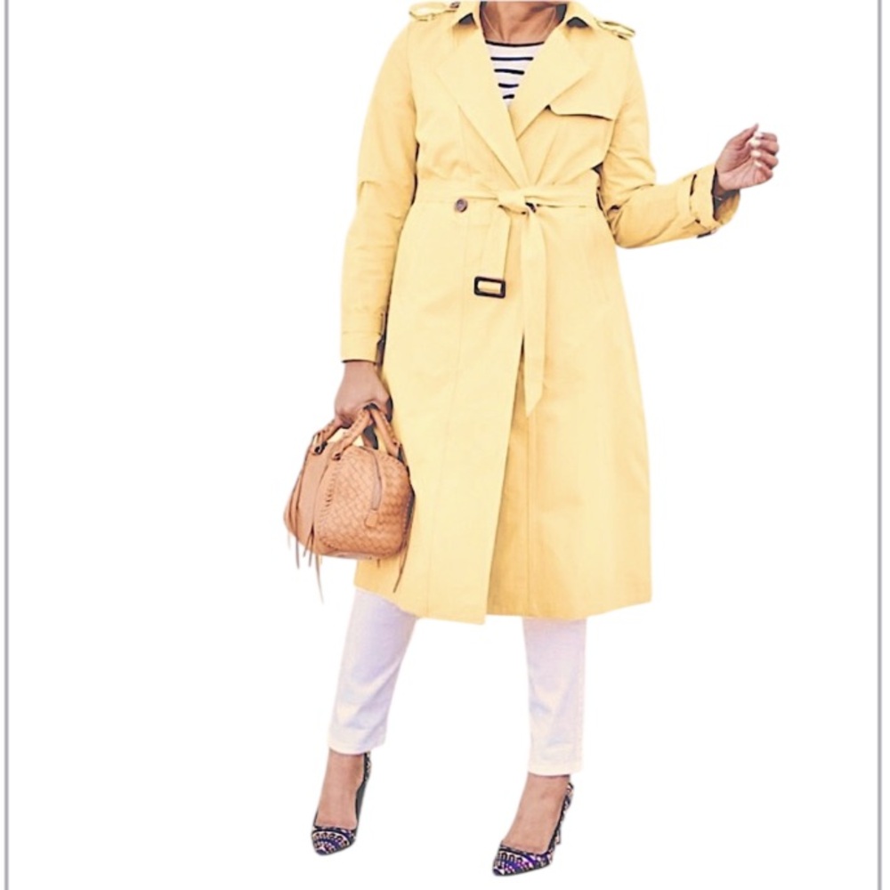 Gap Woman’s Pale Yellow Mid Length 3/4 Sleeve Lightweight Trench Rain Coat XL